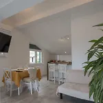 Relaxing Whole Floor By The Sea Žaborić