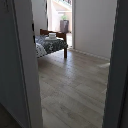 Relaxing Whole Floor By The Sea *