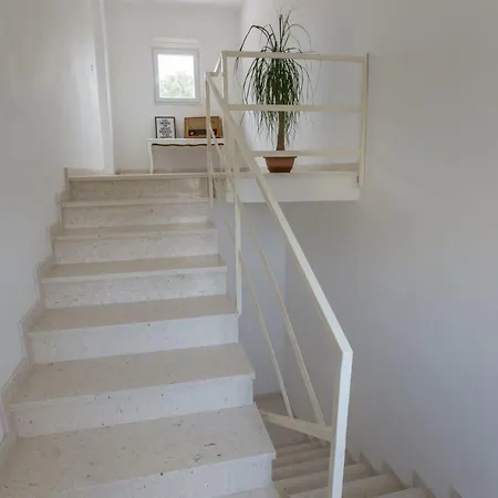 Relaxing Whole Floor By The Sea * Zaboric