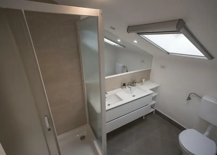 Relaxing Whole Floor By The Sea דירה ז'אבוריץ'