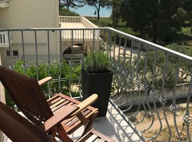 דירה Relaxing Whole Floor By The Sea ז'אבוריץ'