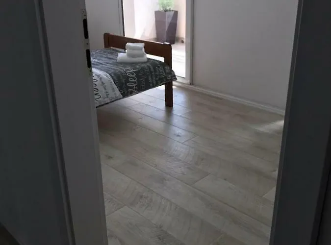 Relaxing Whole Floor By The Sea *