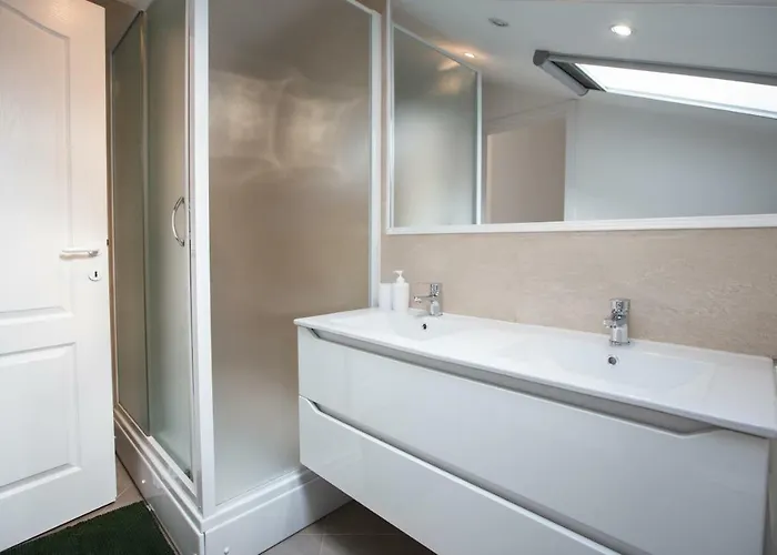 דירה Relaxing Whole Floor By The Sea