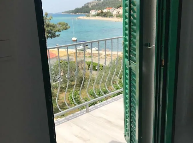 דירה Relaxing Whole Floor By The Sea *