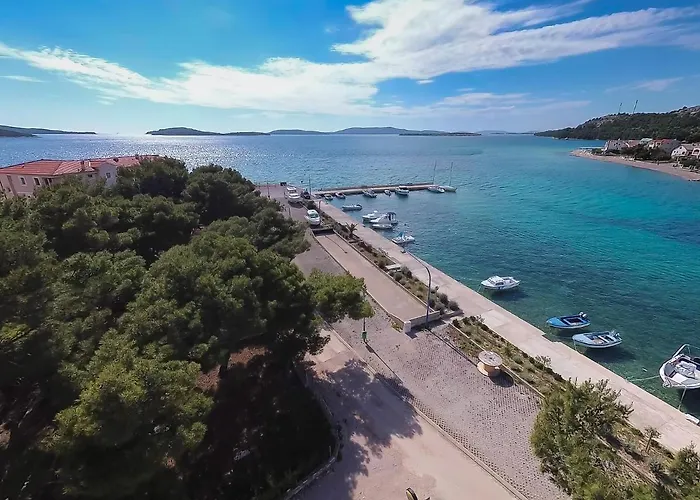 Relaxing Whole Floor By The Sea